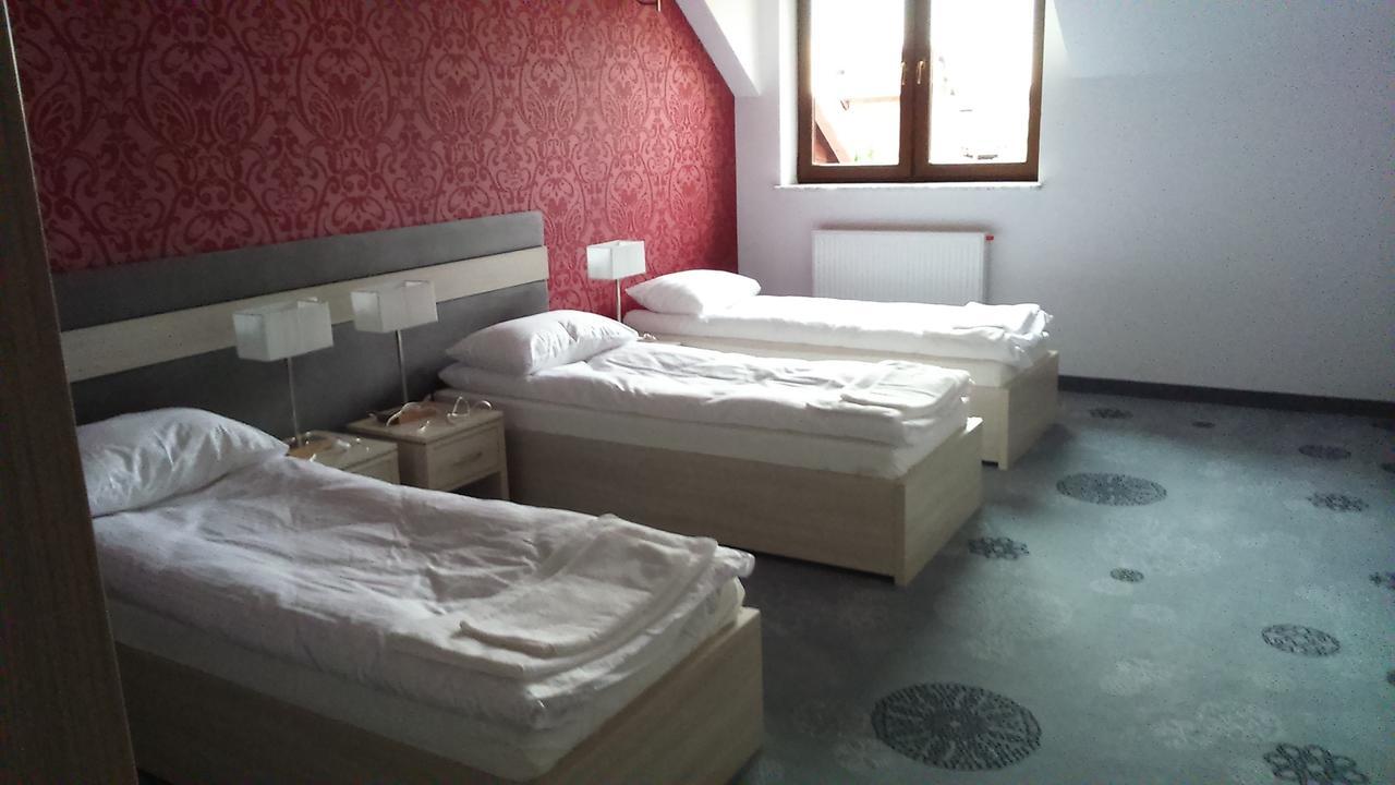 Zajazd Sebory Romany Sebory Ruang foto